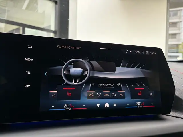 BMW M view 8