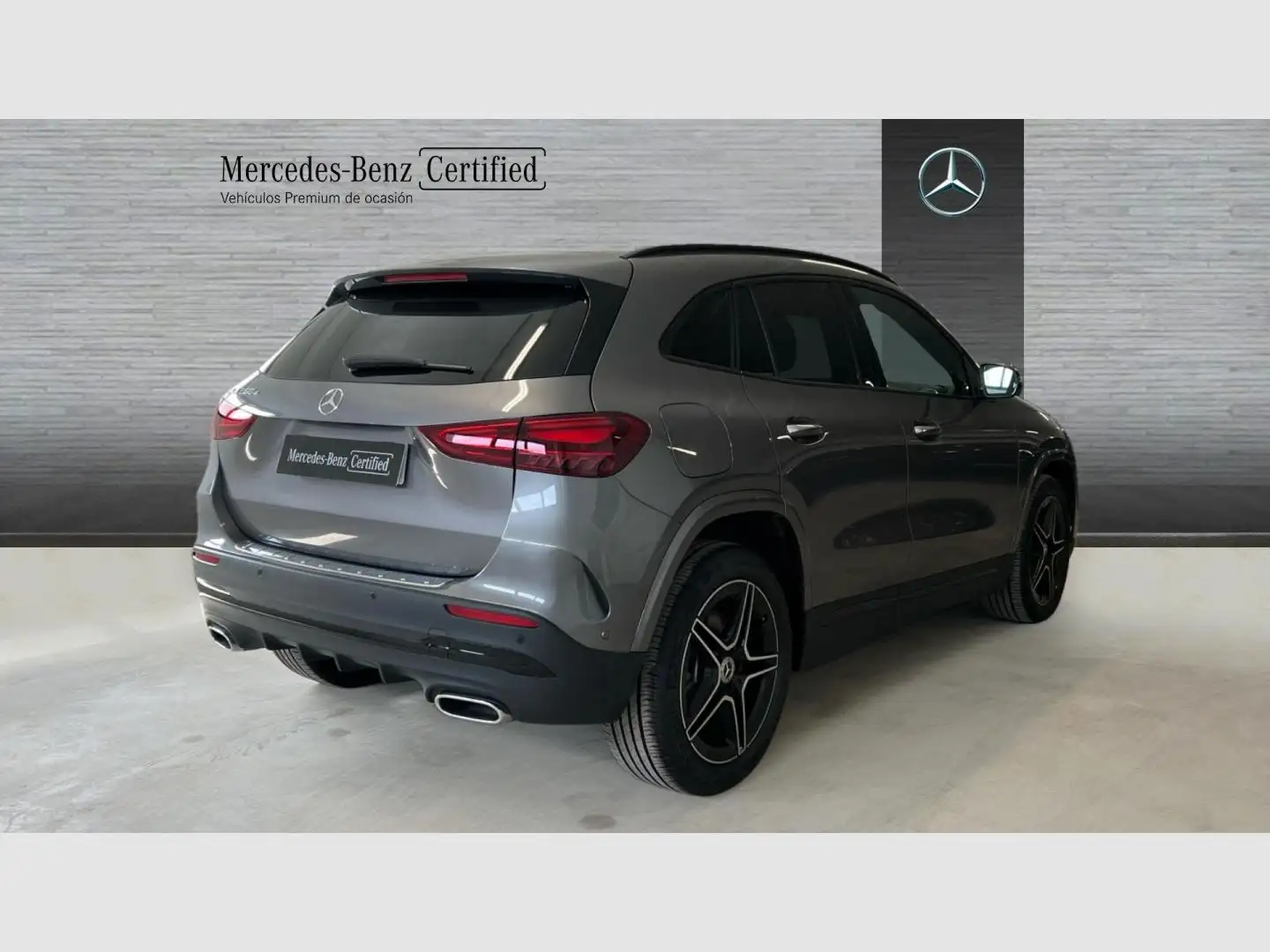 Mercedes-Benz GLA 45 AMG 250e Line - 2