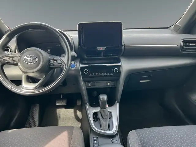 Toyota Yaris Cross view 11