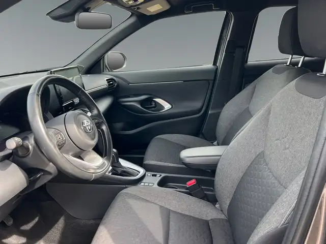 Toyota Yaris Cross view 10