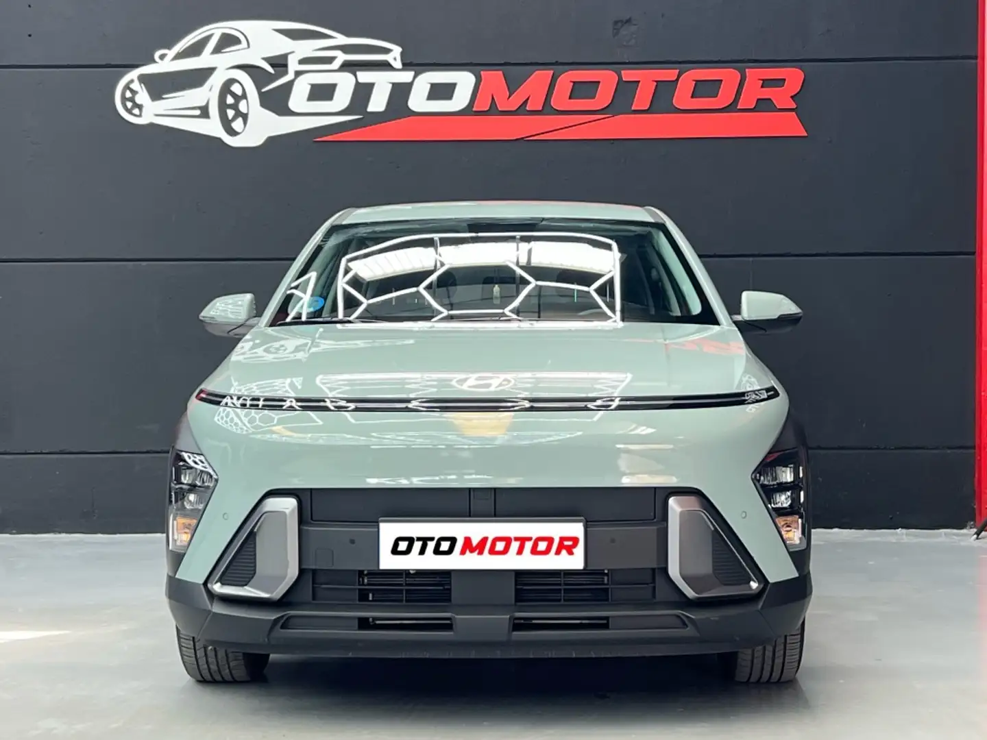 Hyundai KONA HEV 1.6 GDI DT Maxx Gris - 2