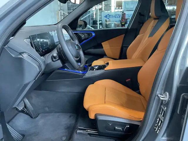 BMW X3 view 7