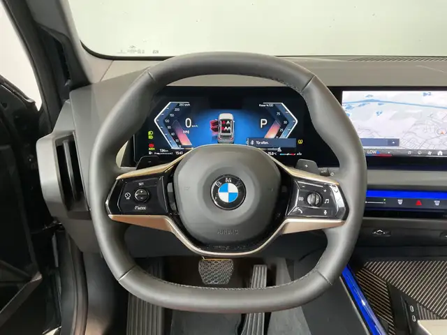 BMW X3 view 4