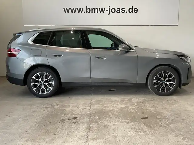 BMW X3 view 11