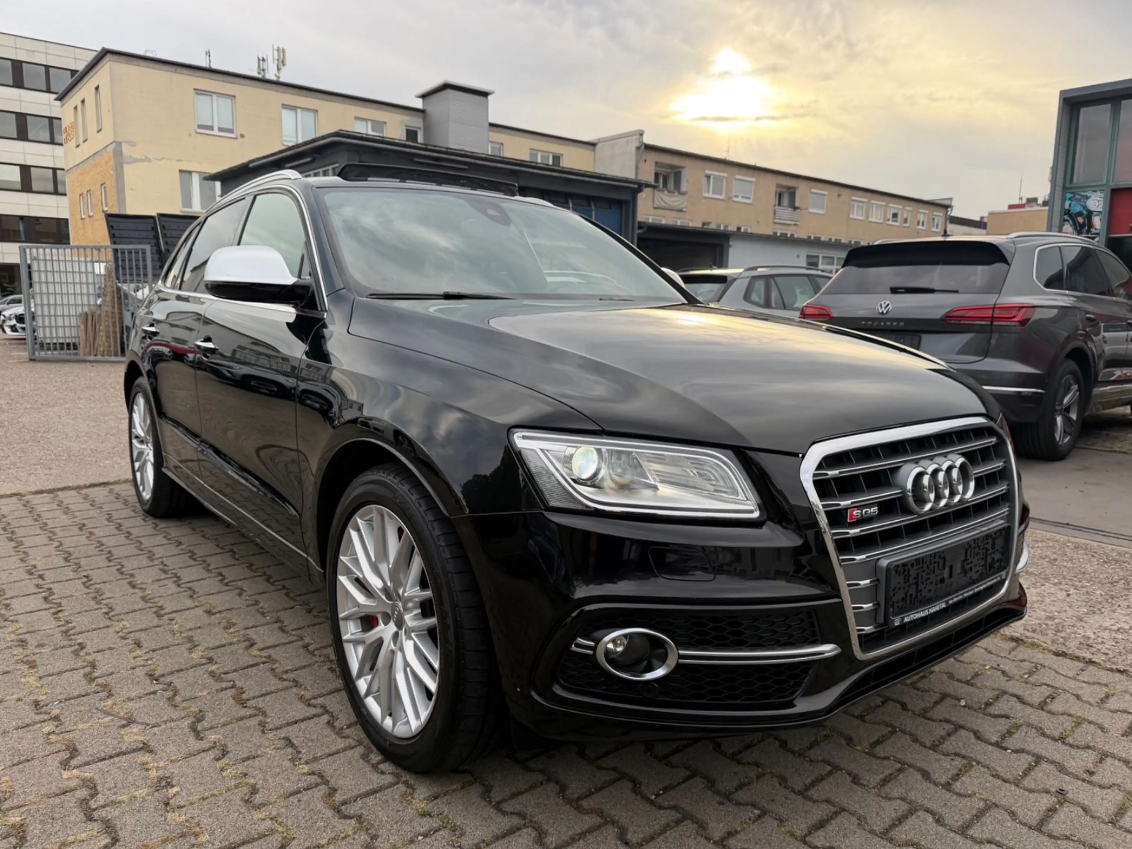 Audi SQ5 3.0 TDI competition quattro/PANO/B&O/ — photo 3