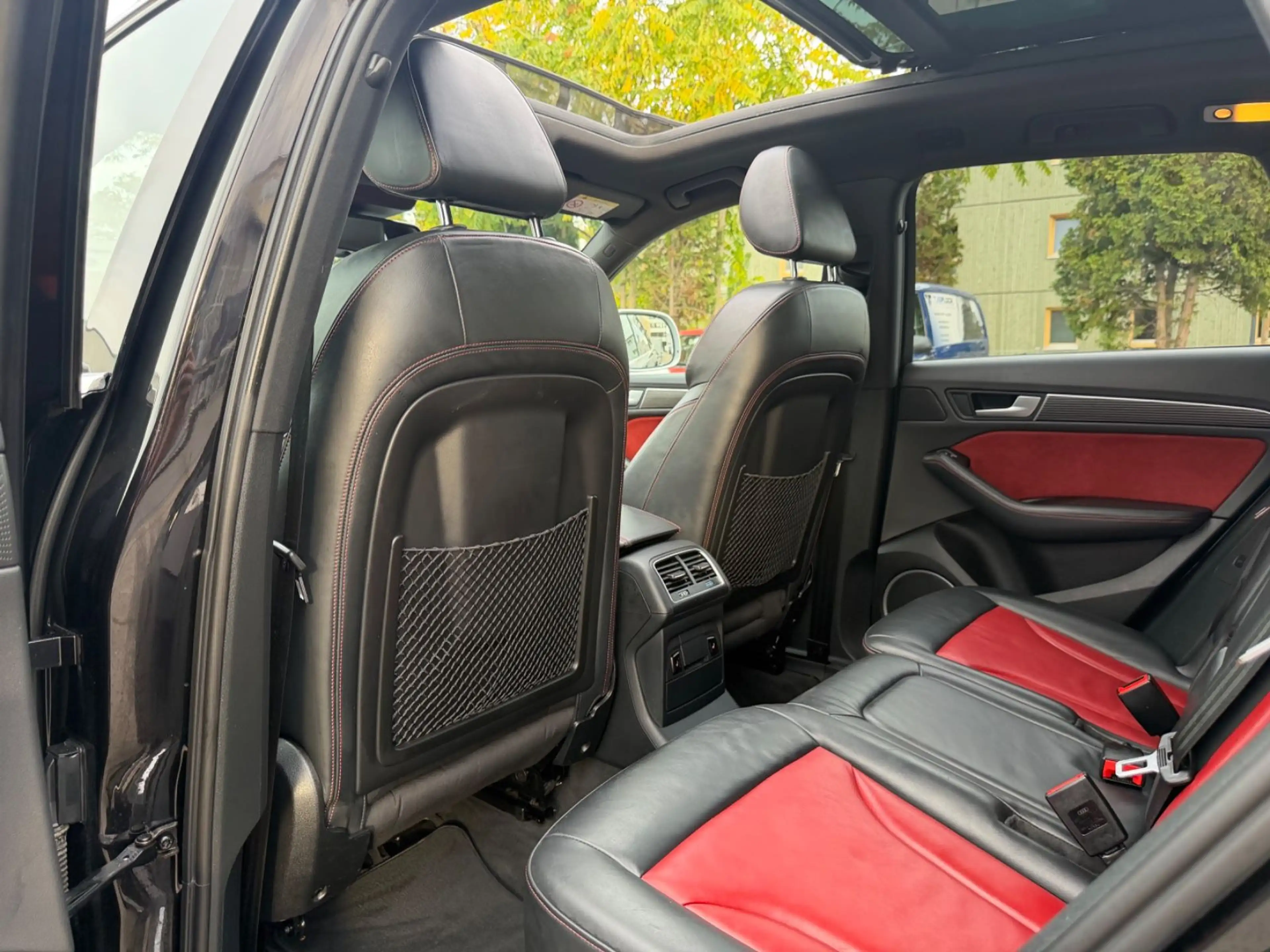 Audi SQ5 3.0 TDI competition quattro/PANO/B&O/ — photo 12