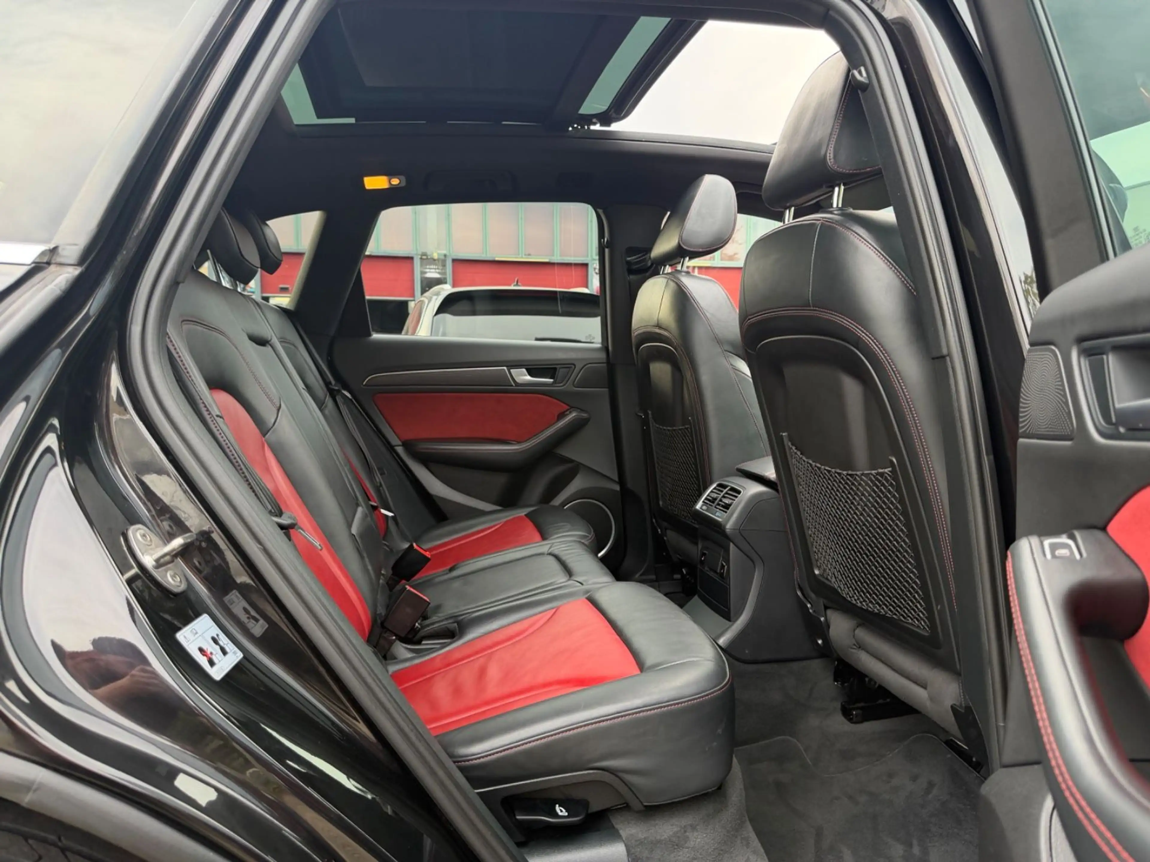 Audi SQ5 3.0 TDI competition quattro/PANO/B&O/ — photo 10