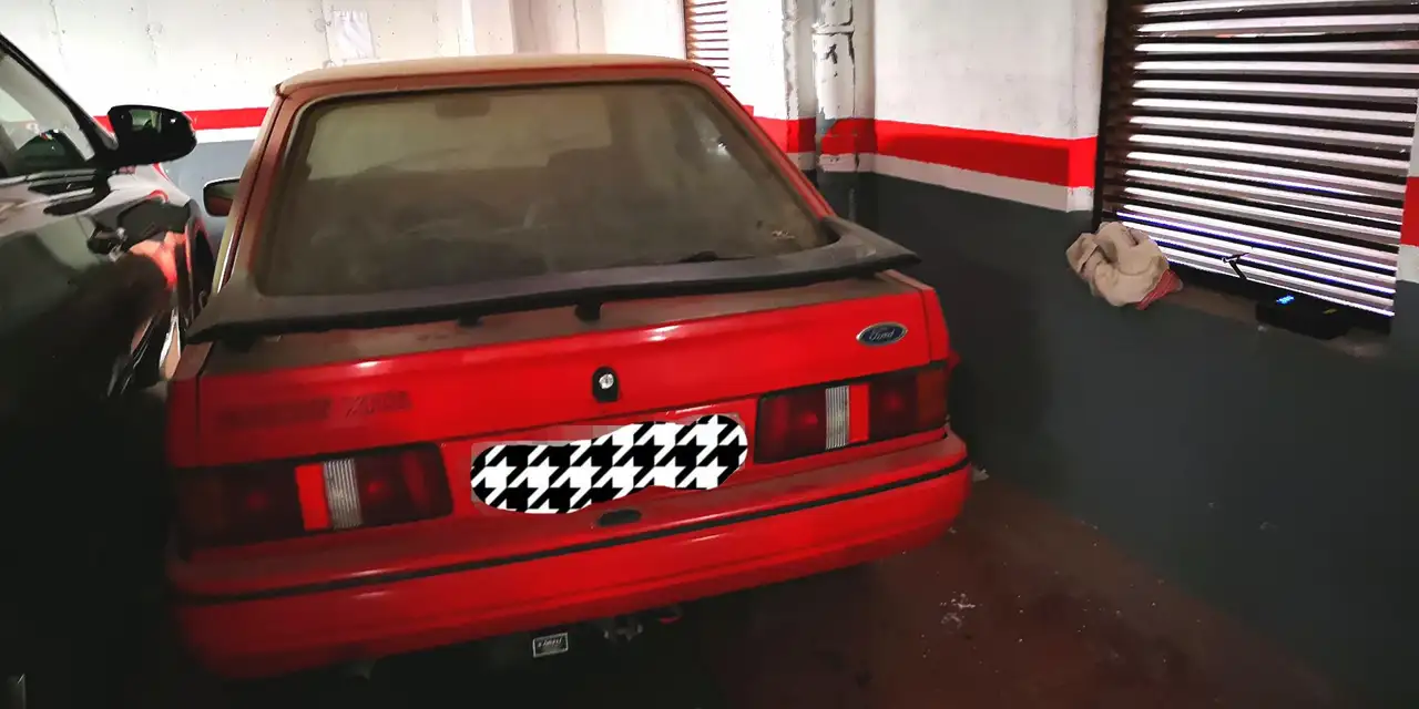 Ford Escort 1.6 XR3i XR, foto 2