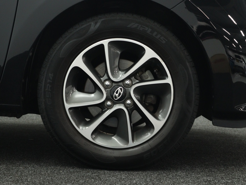 Hyundai i10 1.0i Comfort | Stoelverwarming | Cruise control | — photo 7