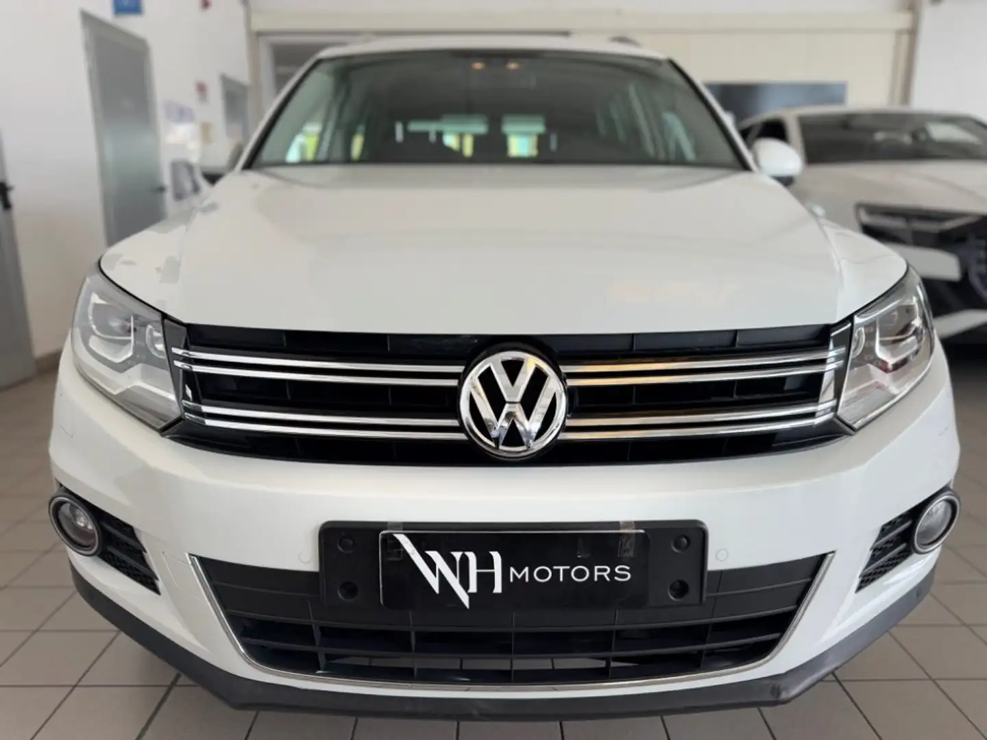 Volkswagen Tiguan 2.0 TDI 150CV 4MOTION DSG//XENO//NAVI// Bianco - 2