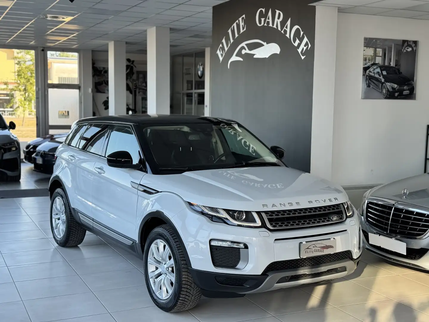 Land Rover Range Rover Evoque 2.0 td4 SE Dynamic 150cv auto BI-COLOR Bianco - 1