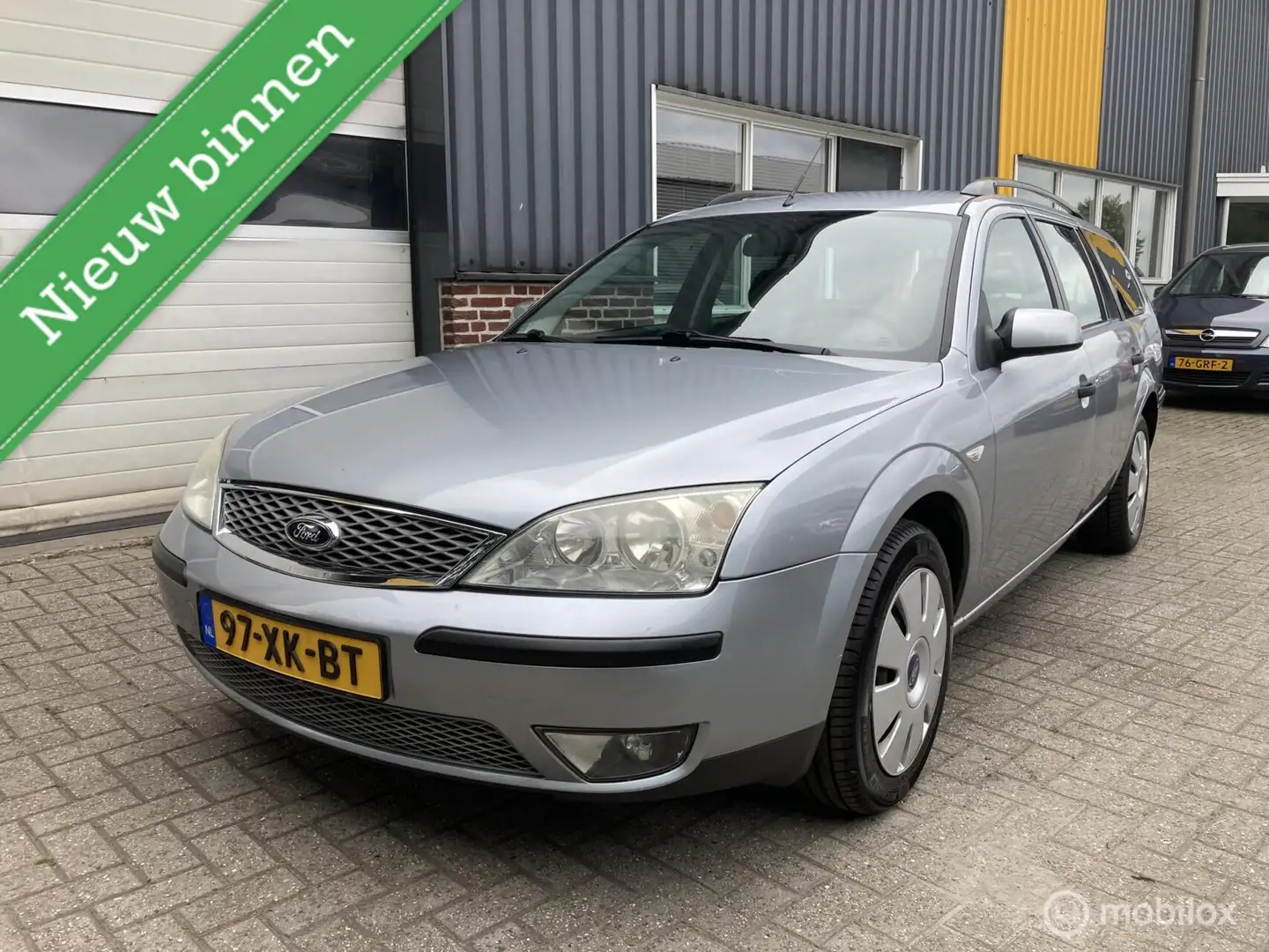 Ford Mondeo Wagon 1.8-16V Champion TREKHAAK! Grijs - 1