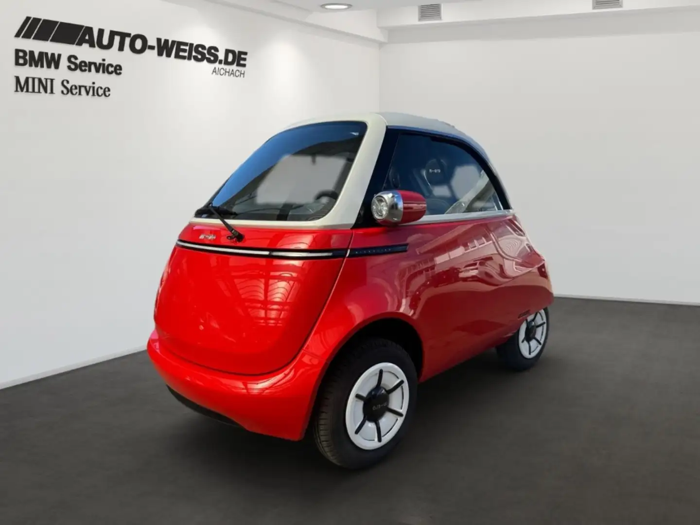 Overig ''Die Neugeburt einer IKONE'' L7E Rood - 1