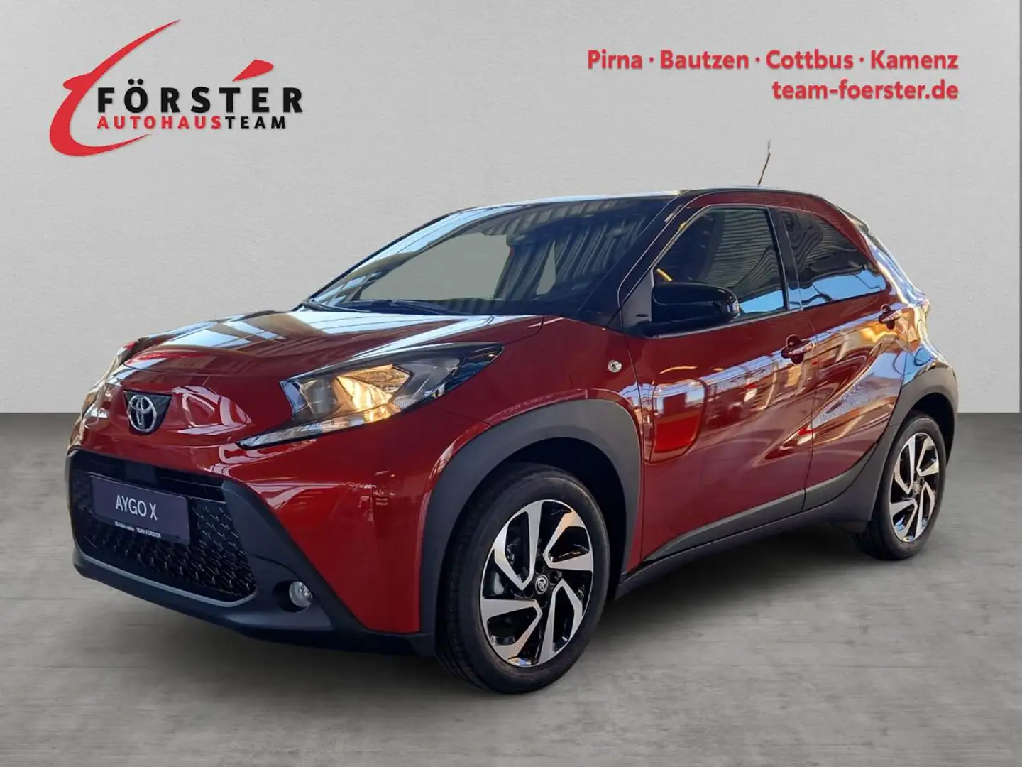 Toyota Aygo X 1,0-l-VVT-i 5-Türer Teamplayer Rot - 1