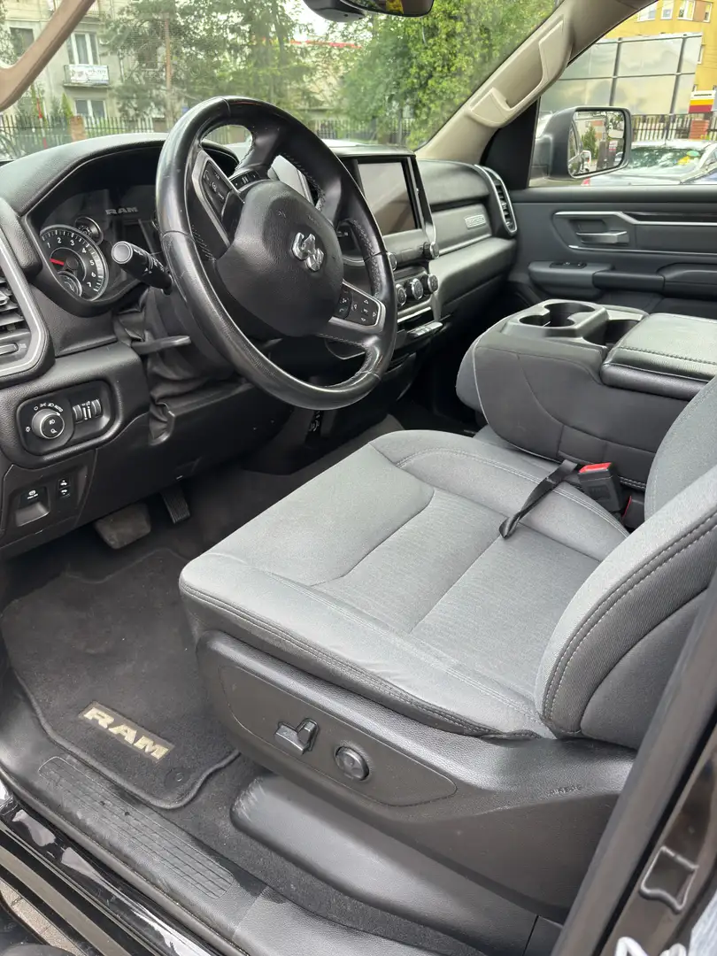 Dodge RAM 1C6RREFTXKN813273 - 1