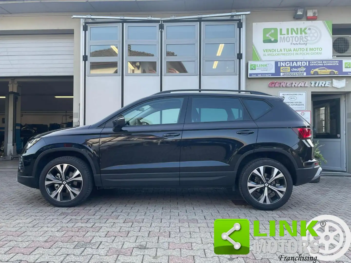 SEAT Ateca 1.5 EcoTSI DSG Black Edition Nero - 2