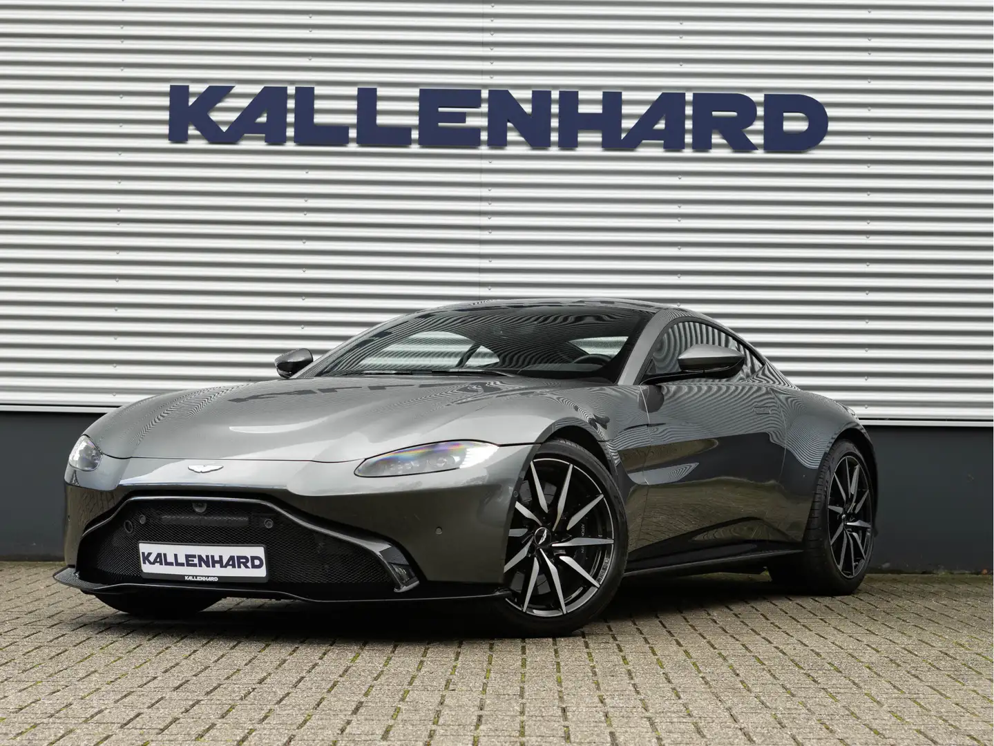Aston Martin Vantage 4.0 V8 - 5.305km! - Dealer Maintenance Grijs - 1