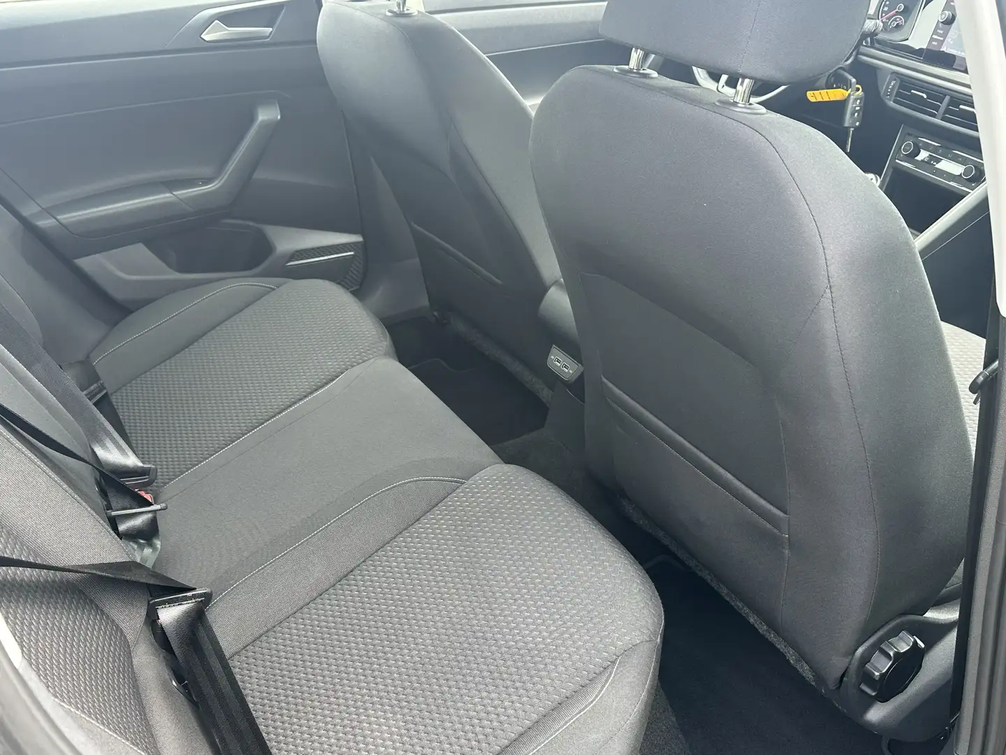 Volkswagen Polo 1.0 TSi CARNET VW! DEMANDE IMMAT! Gris - 2