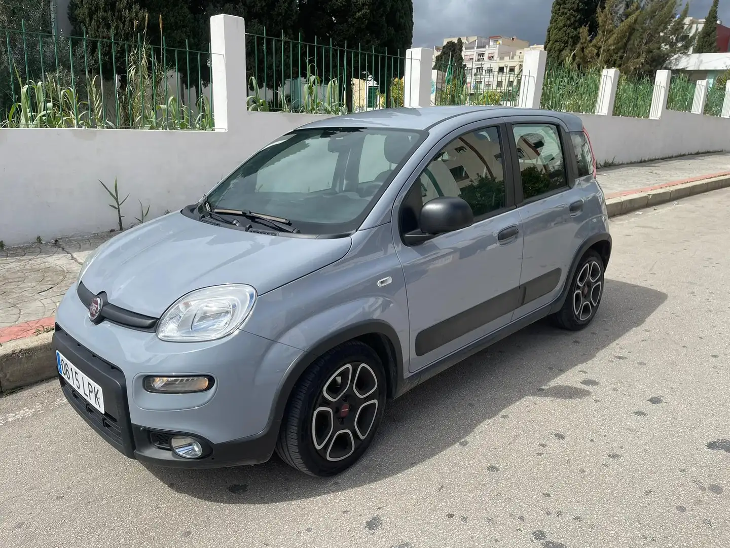 Fiat Panda 1.2 Gasolina/GLP Lounge Gris - 1
