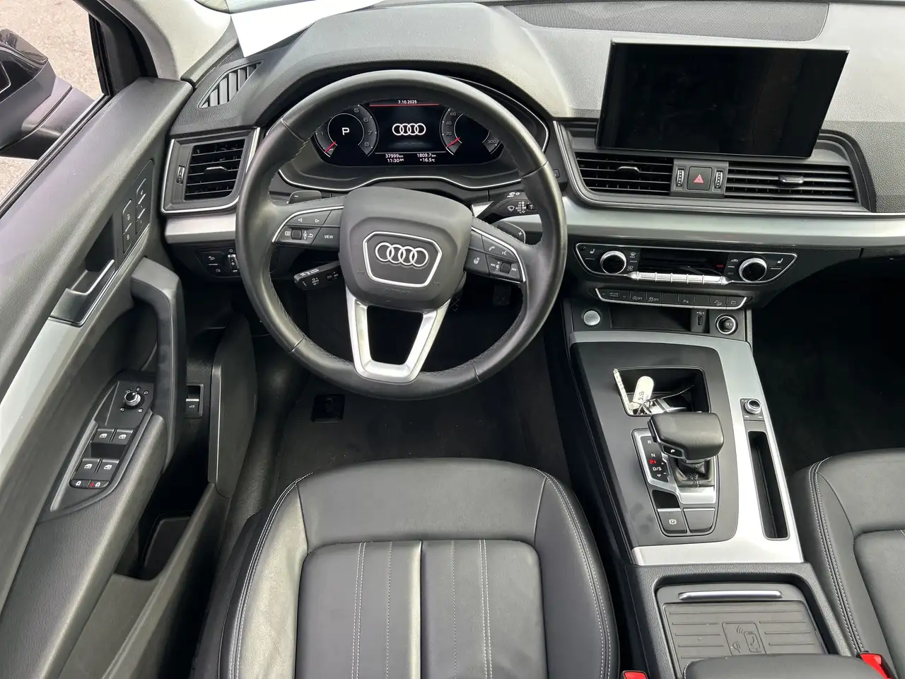 Audi Q5 снимка Audi Q5
