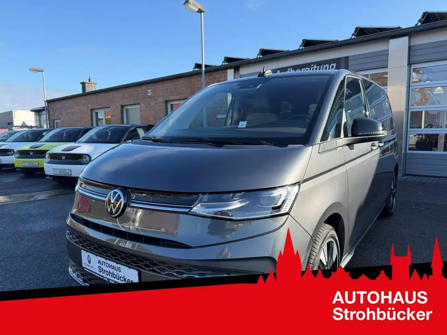 Volkswagen T7 Multivan 2,0 TDI Life DSG Matrix Harman/Kardon 19" Gris - 1