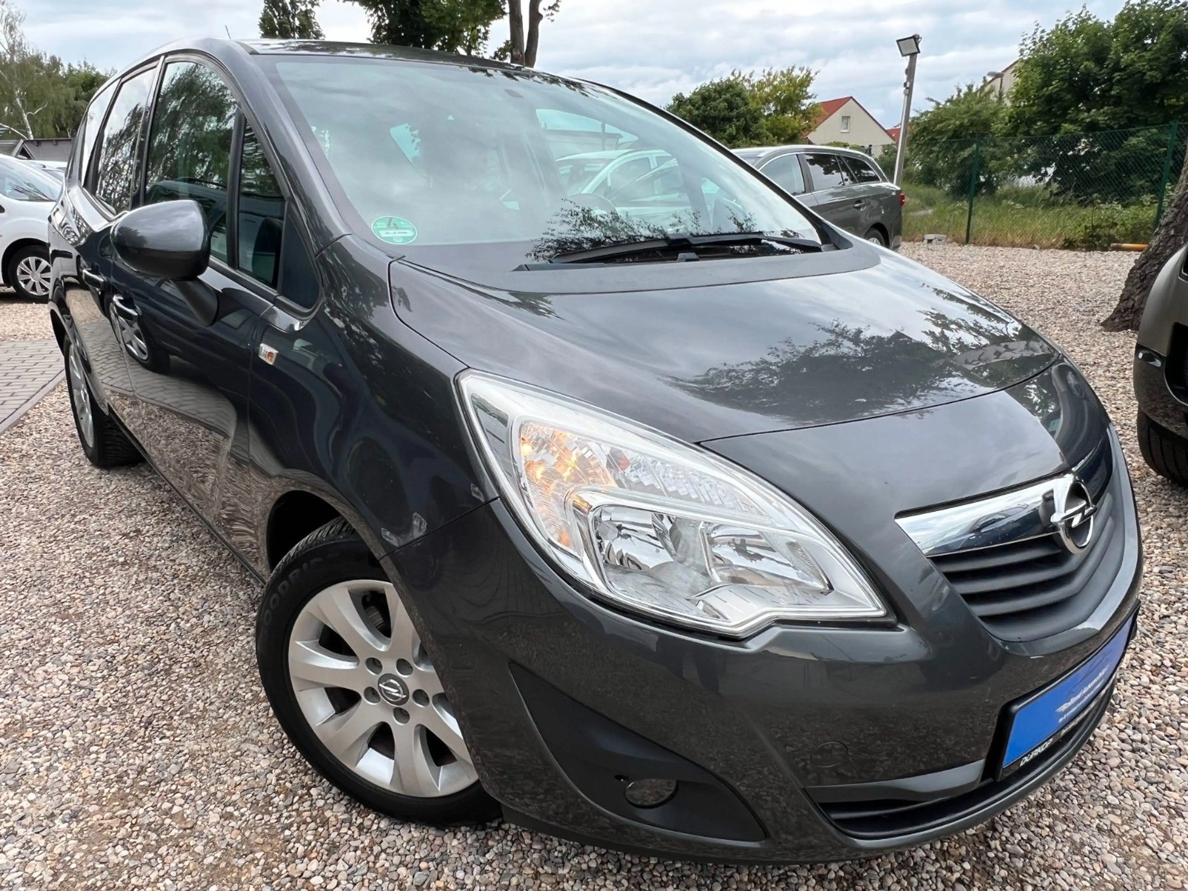 Opel Meriva 150 Jahre Opel*2.HD*Aut*Klima*SHZ*TÜV NEU