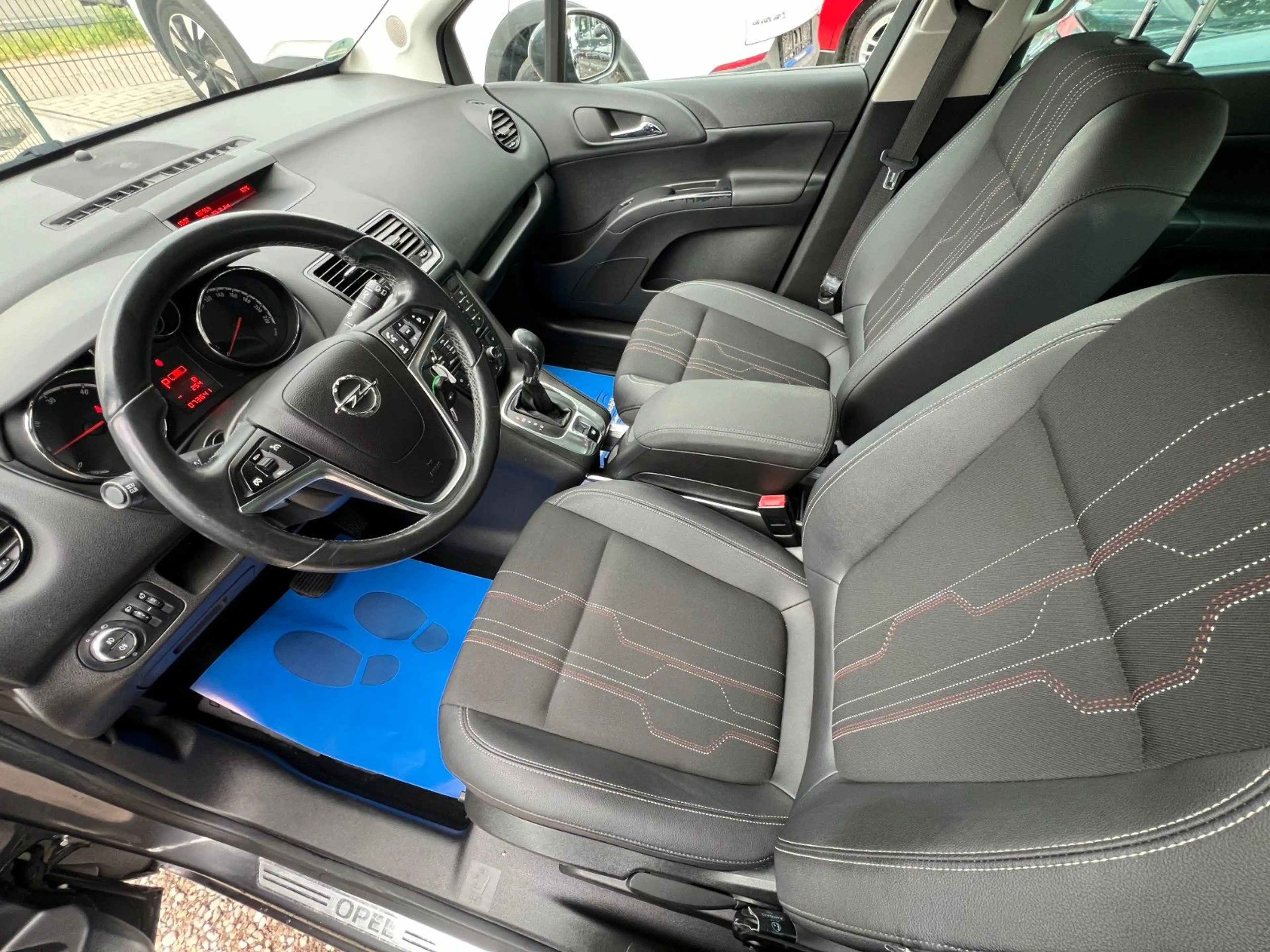 Opel Meriva 150 Jahre Opel*2.HD*Aut*Klima*SHZ*TÜV NEU — photo 13