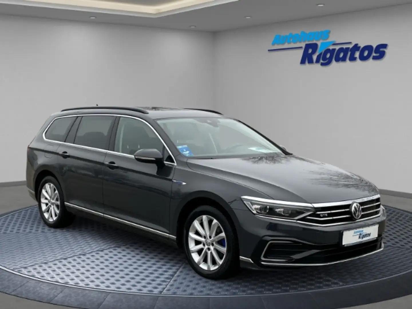 Volkswagen Passat Variant 1.4 TSI Plug-In Hybrid GTE Autom. Navigationssyste Grigio - 1
