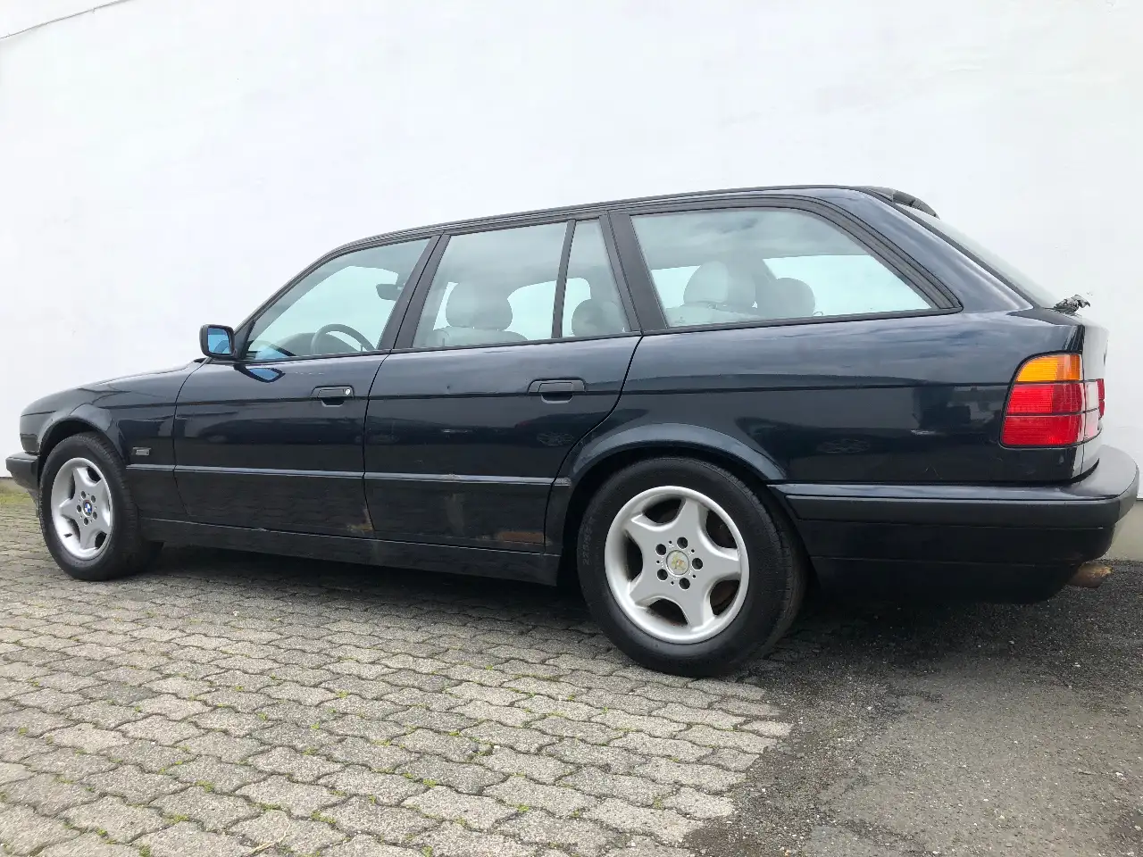 BMW 520i E34 touring Executive Klima/Leder/Alufelgen.., foto 6