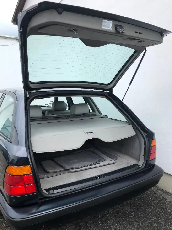BMW 520i E34 touring Executive Klima/Leder/Alufelgen.., foto 7
