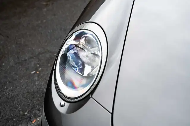 Porsche 911 view 13