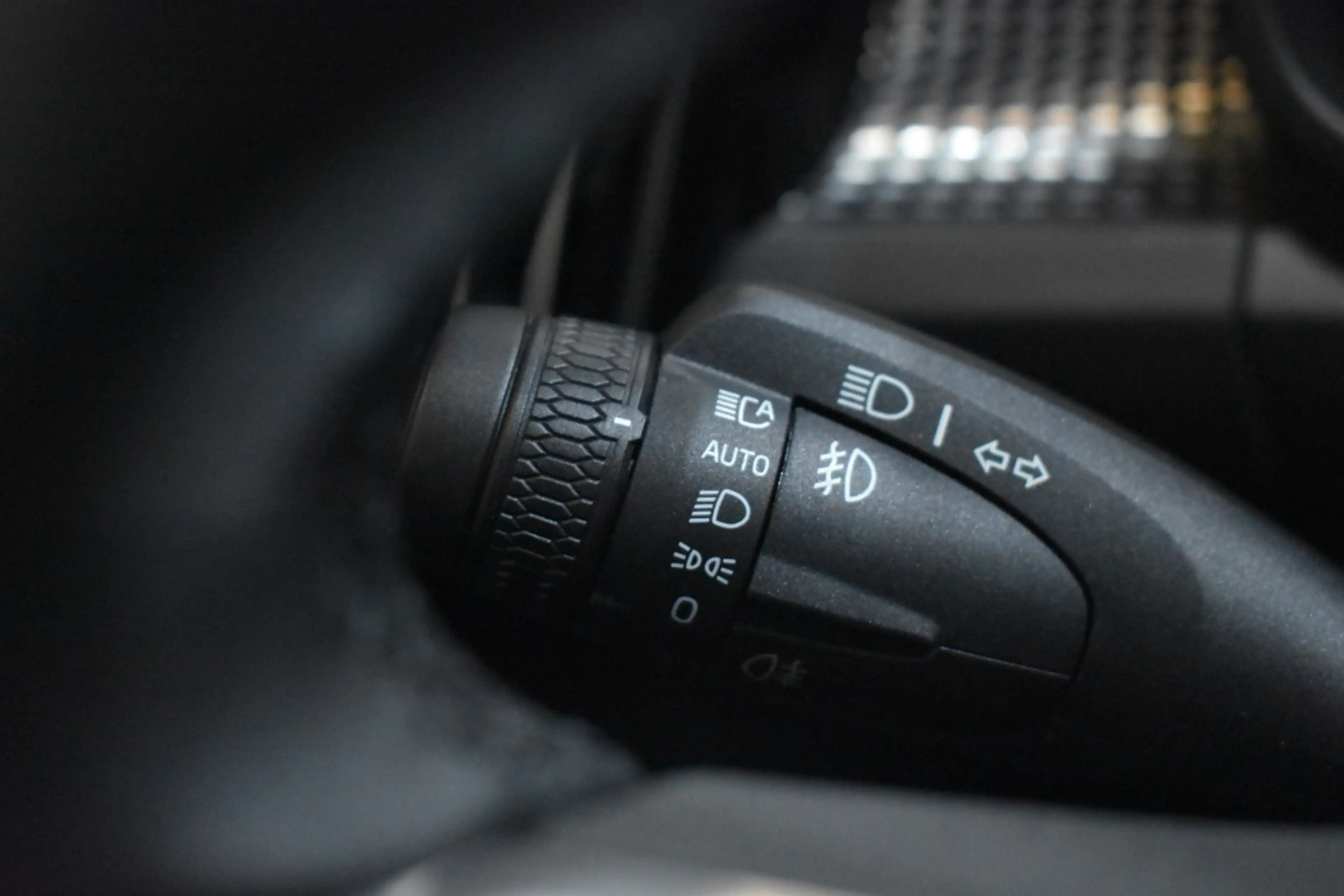 Volvo EX40 Twin 408pk/82kWh Black Edition Ultra Europa | Geti — photo 45