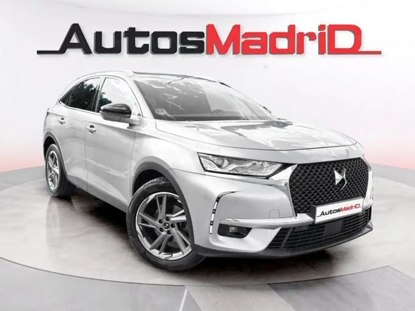 DS Automobiles DS 7 Crossback BlueHDi DE 96kW (130CV) Auto. SO CHIC Gris - 1