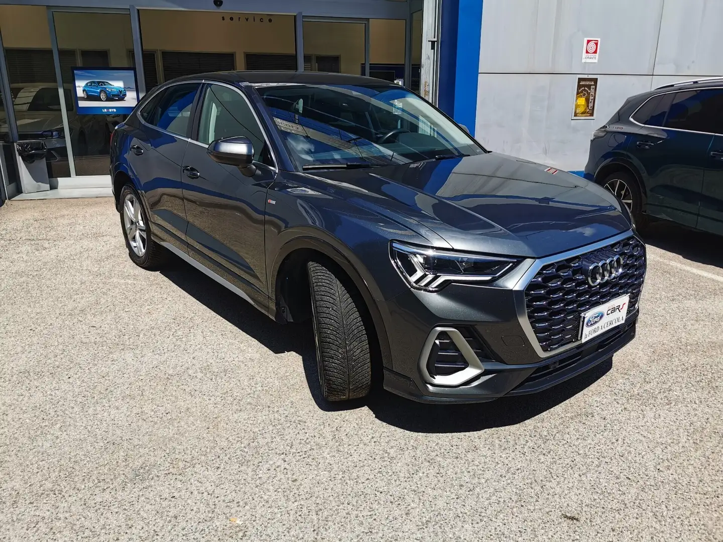 Audi Q3 SPB 35 TDI S tronic S line edition Iva Detraibile Grijs - 2