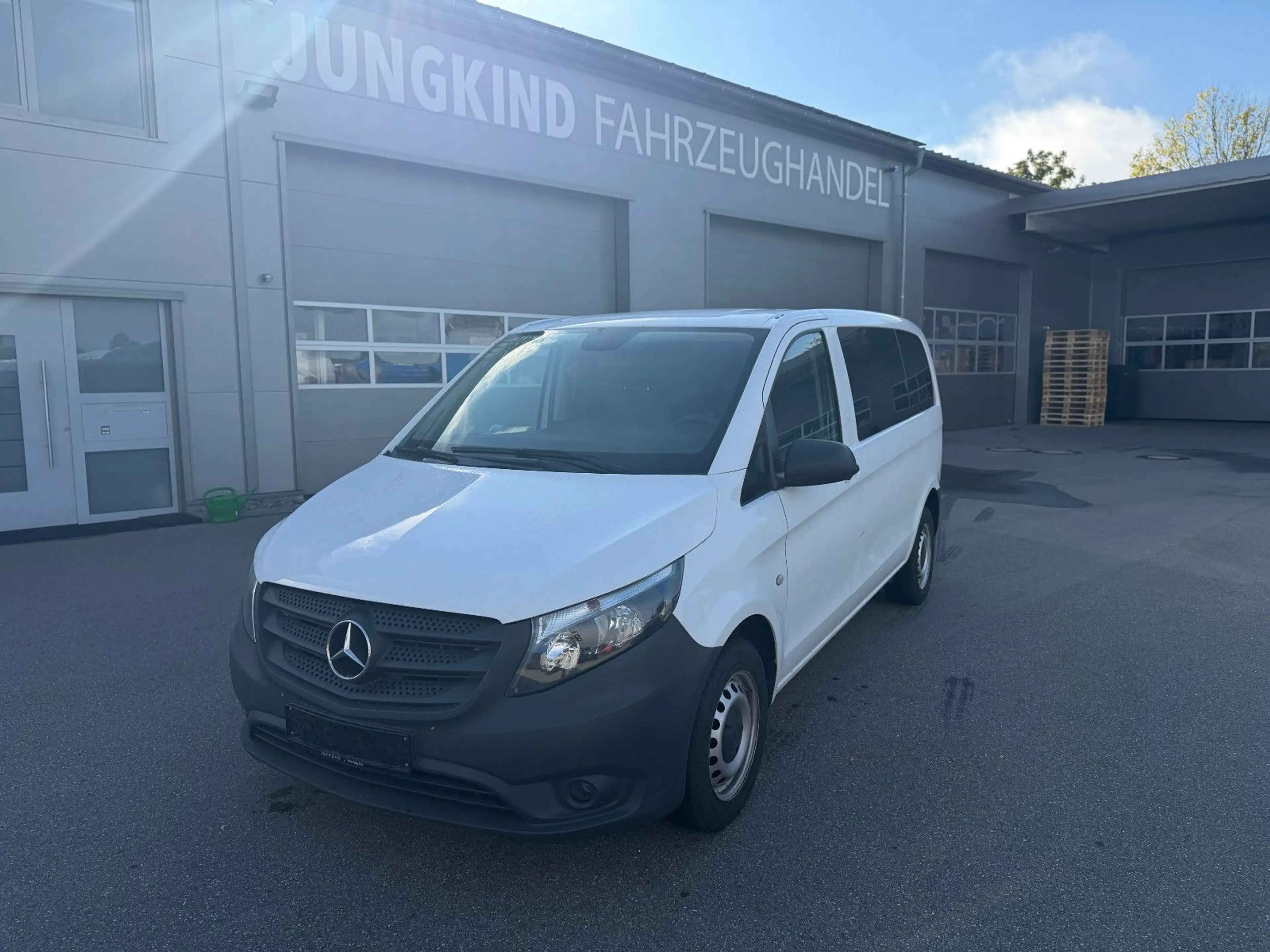 Mercedes-Benz Vito Tourer 116 CDI RWD kompakt Klima — photo 4