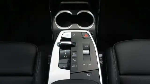 BMW iX2 xDrive30 66,5kWh Ansicht 11