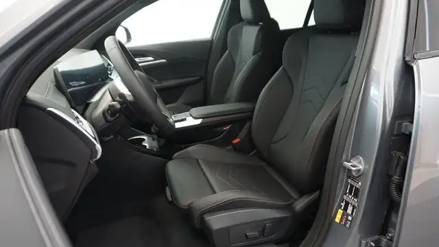 BMW iX2 xDrive30 66,5kWh Ansicht 6