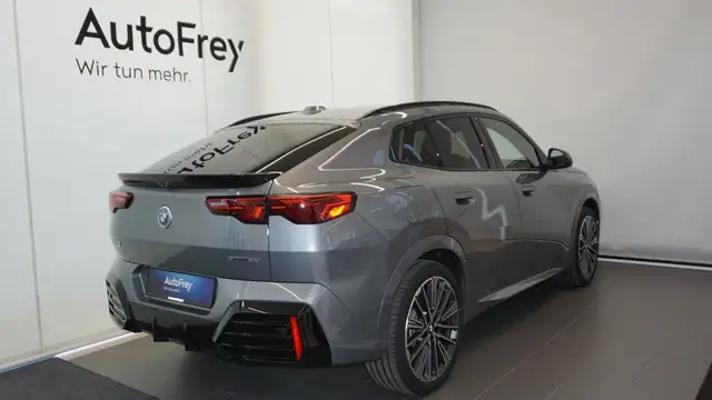BMW iX2 xDrive30 66,5kWh Ansicht 9