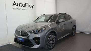 xDrive30 66,5kWh