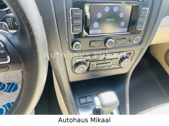 Volkswagen Golf view 14