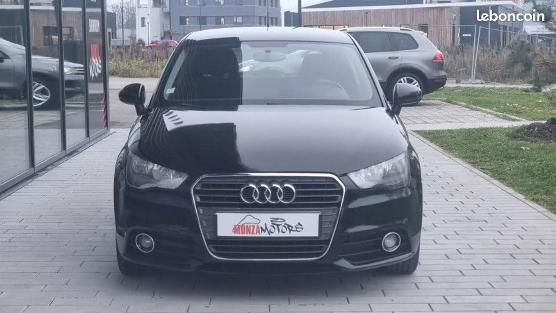 Audi A1 1.6 TDI 105CH FAP AMBITION Noir - 2