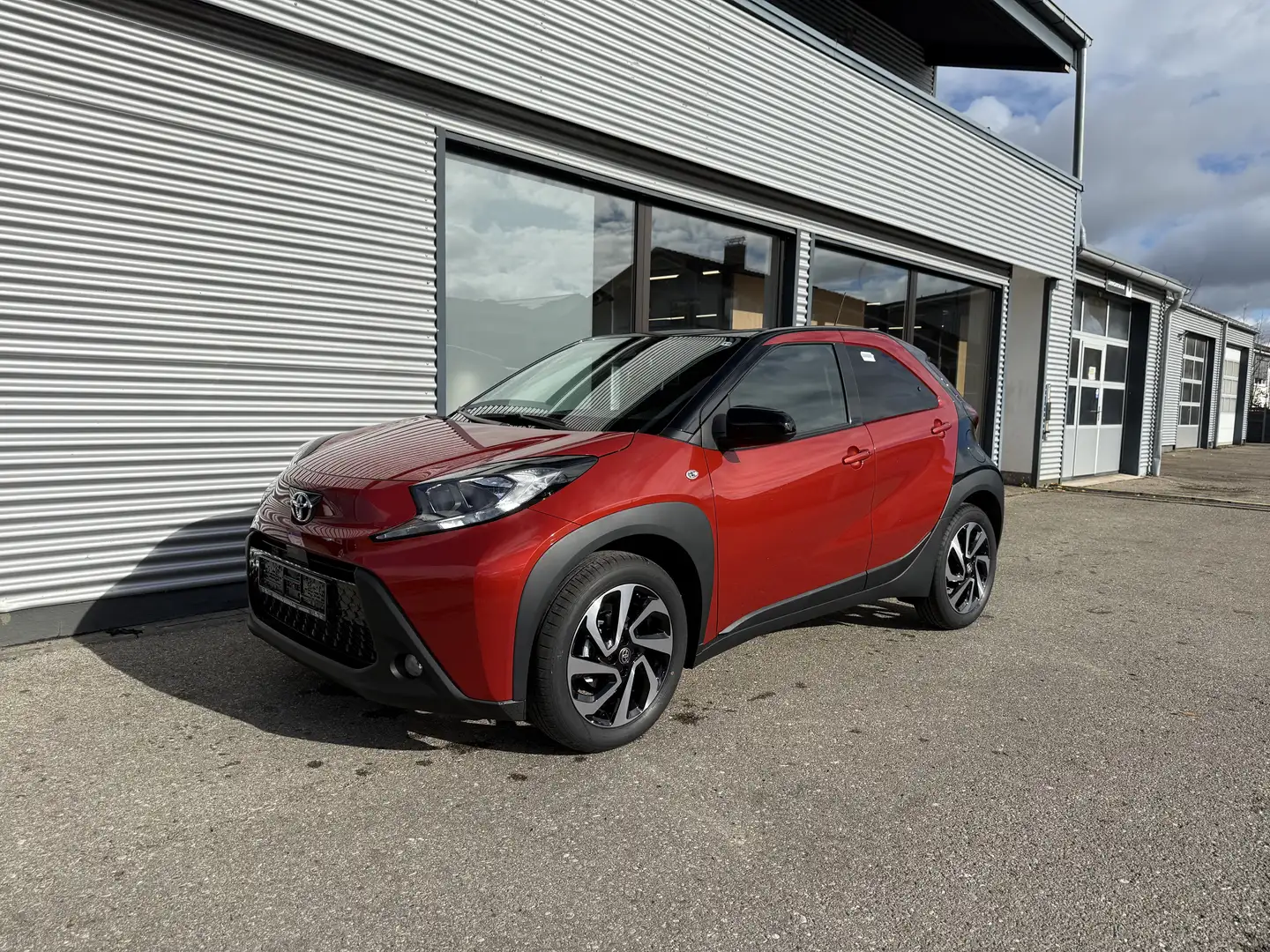 Toyota Aygo X Teamplayer *Tageszulassung! Rot - 1