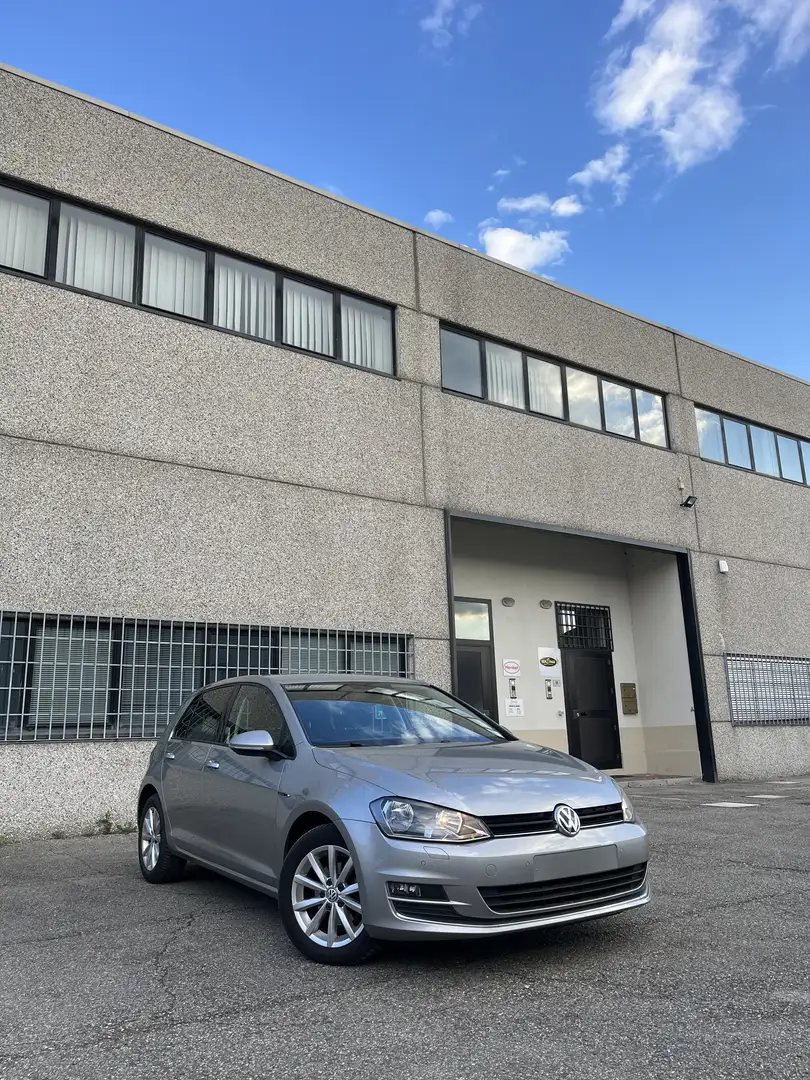 Volkswagen Golf 5p 1.2 tsi Comfortline Business 110cv E6 - 1