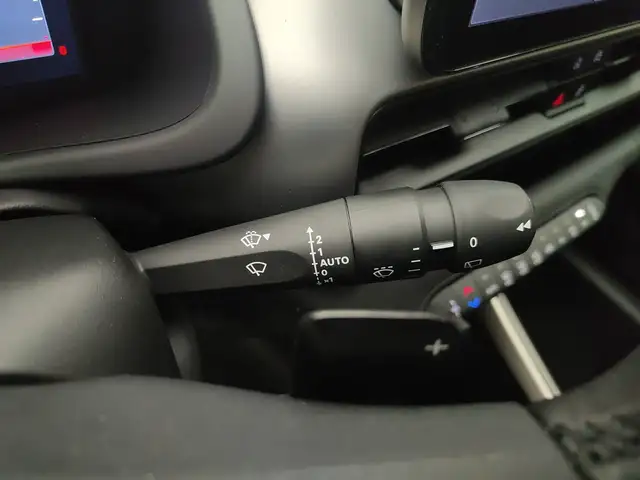 Jeep Avenger view 14
