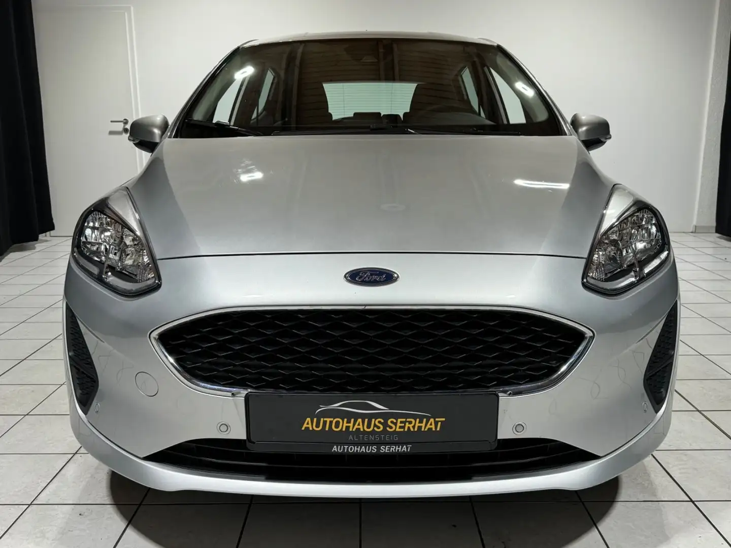 Ford Fiesta Cool & Connect *CARPLAY*LED*PDC*TEMP*MFL* Plateado - 2