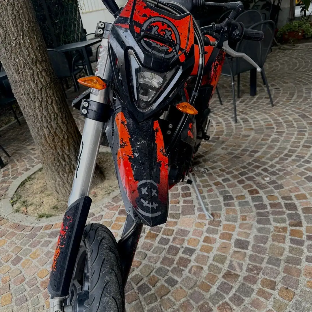 Beta RR 125 4T LC Zwart - 1