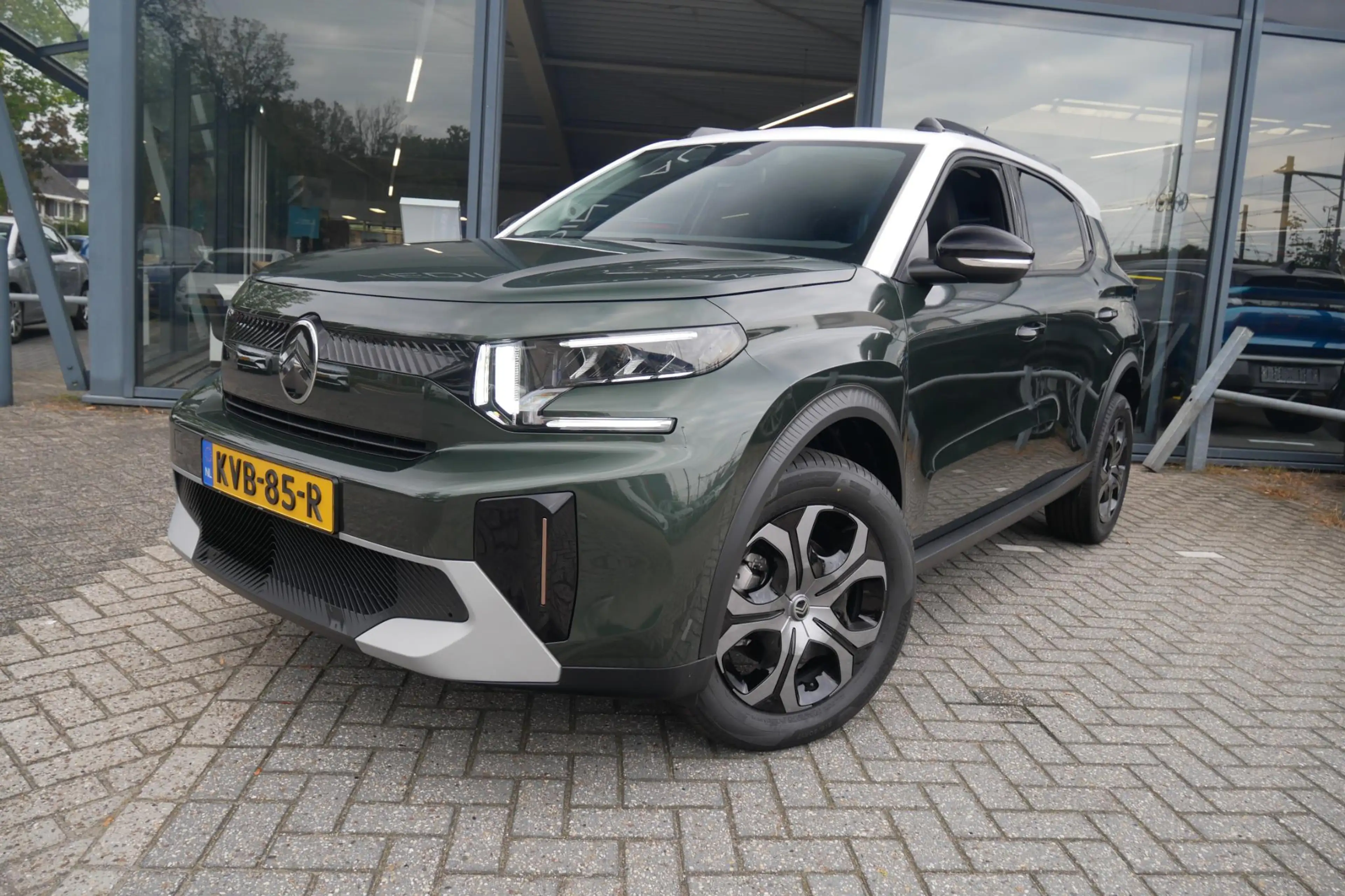 Citroen C3 Aircross 1.2 Hybrid 145pk Plus 7p. Nu met 4350 euro KORTING — photo 2