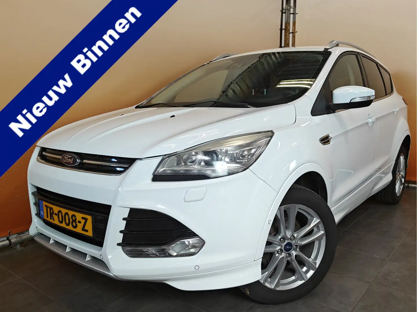 Ford Kuga 1.6 Titanium distr riem 9/25 | afn trekh | leer | Blanc - 1