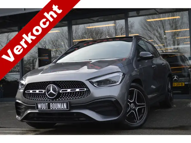 Mercedes-Benz GLA 200 AMG Led Panorama Memory Camera Keyless Augmented A