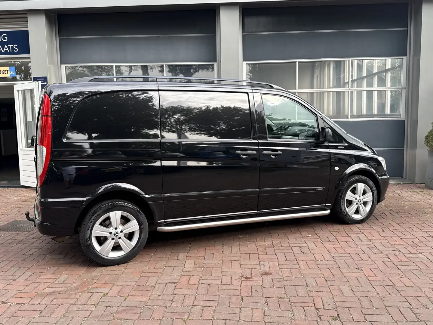 Mercedes-Benz Vito 122 CDI 320 Edition Automaat Bj 2014 | V6 | Nette Schwarz - 2